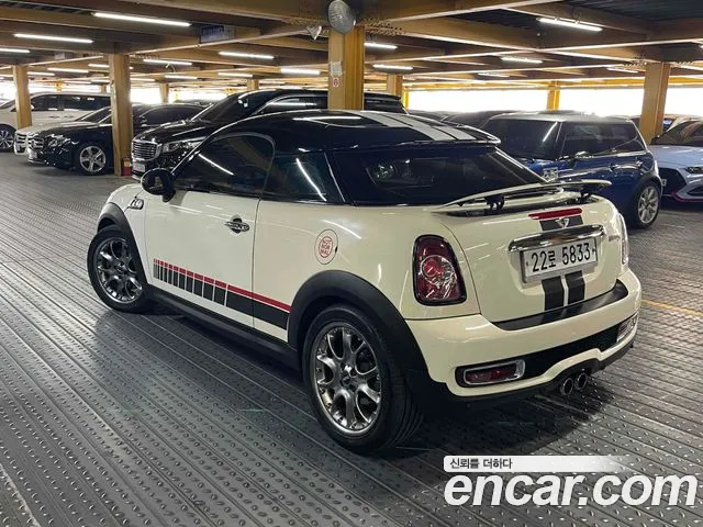MINI Coupe 2011 thumb 6