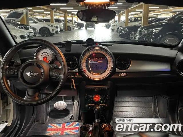 MINI Coupe 2011 thumb 7
