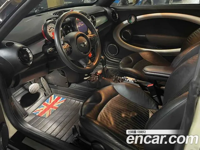 MINI Coupe 2011 thumb 12