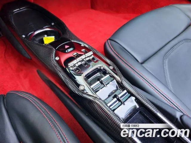 Ferrari 296 2023 thumb 10