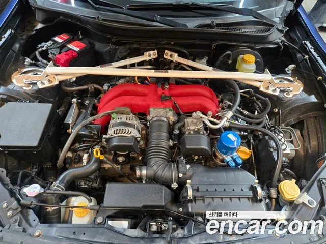 Toyota GT86 2013 thumb 7