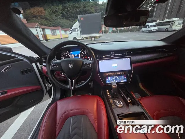 Maserati Quattroporte 2019 thumb 5