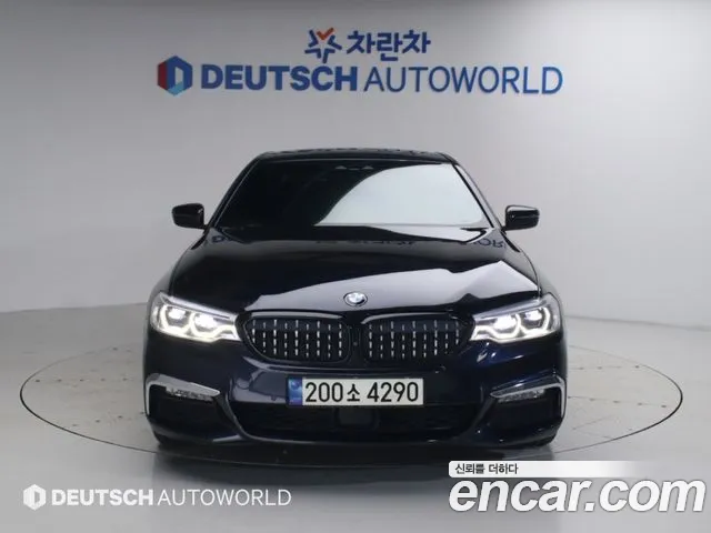 BMW 5-Series 2017 thumb 11