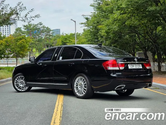 KG_Mobility_Ssangyong Chairman 2015 thumb 2