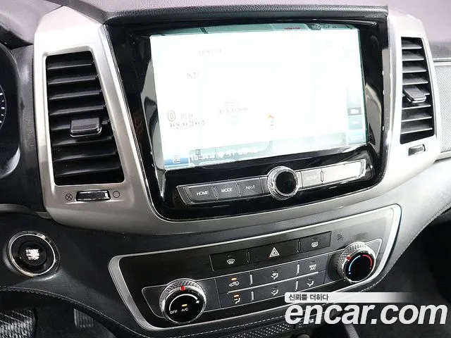 KG_Mobility_Ssangyong Rexton 2018 thumb 7