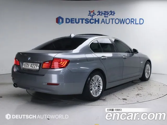 BMW 5-Series 2014 thumb 2