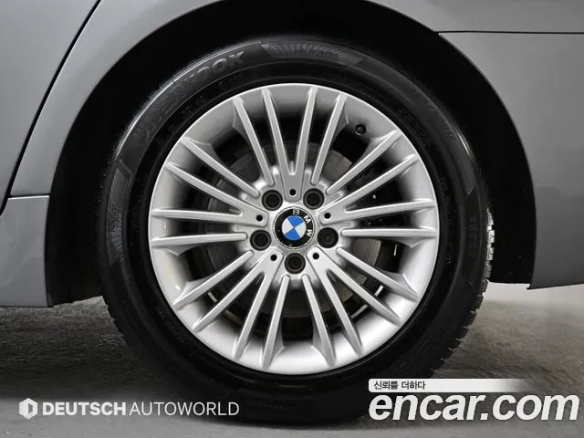 BMW 5-Series 2014 thumb 5