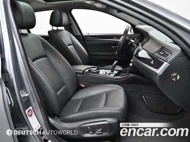 BMW 5-Series 2014 thumb 10