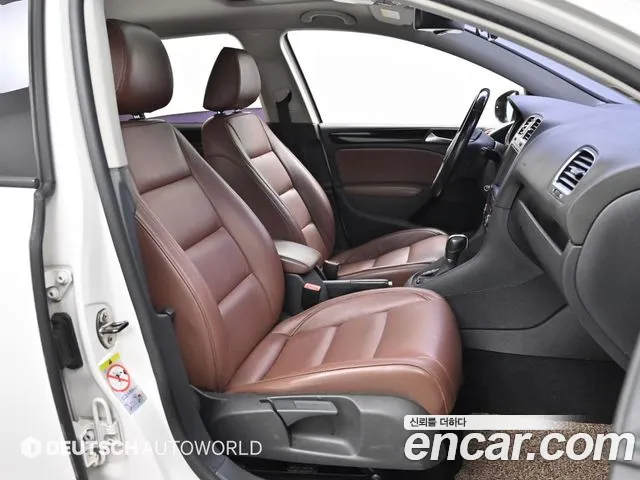 Volkswagen Golf Sportsvan 2012 thumb 10
