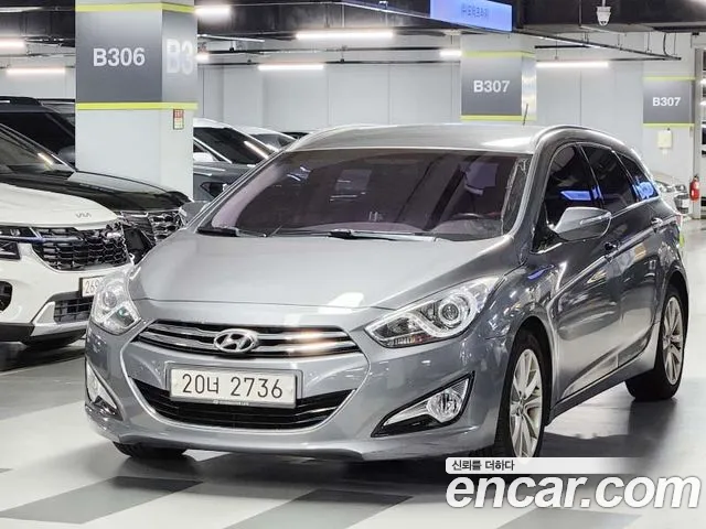 Hyundai i40 2013 thumb 2