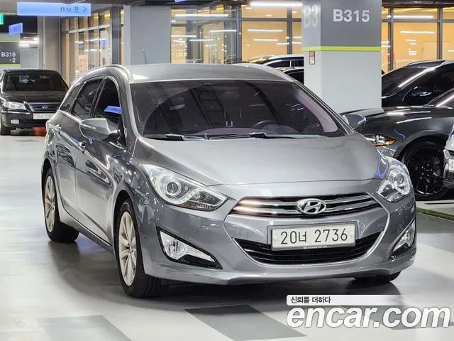 Hyundai i40 2013 thumb 3
