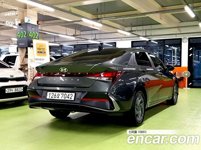 Hyundai Avante 2026 thumb 2