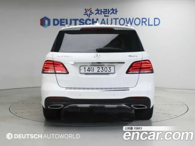 Mercedes-Benz GLE 2018 thumb 4