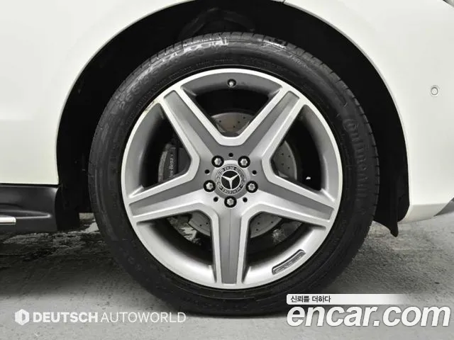 Mercedes-Benz GLE 2018 thumb 5