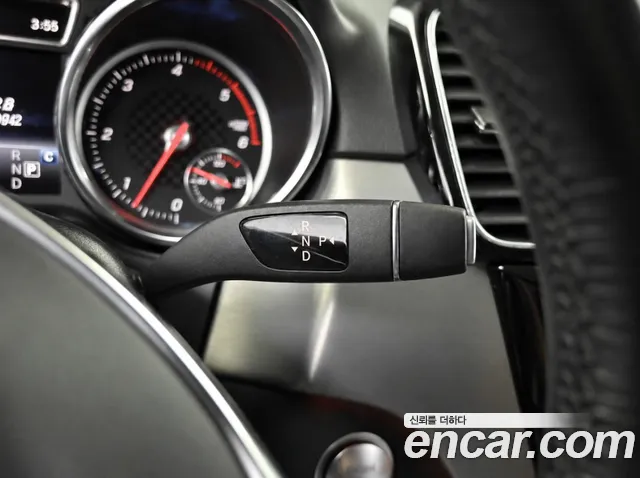 Mercedes-Benz GLE 2018 thumb 9