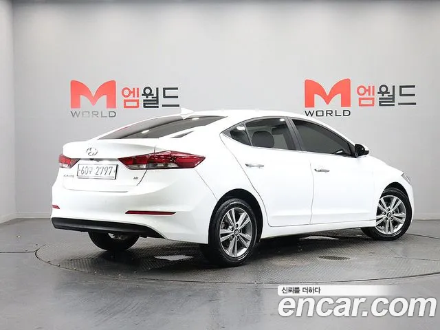 Hyundai Avante 2017 thumb 3