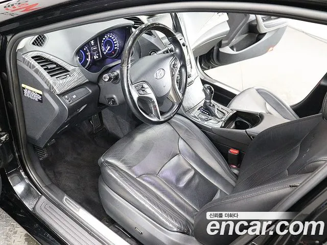 Hyundai Grandeur 2013 thumb 10