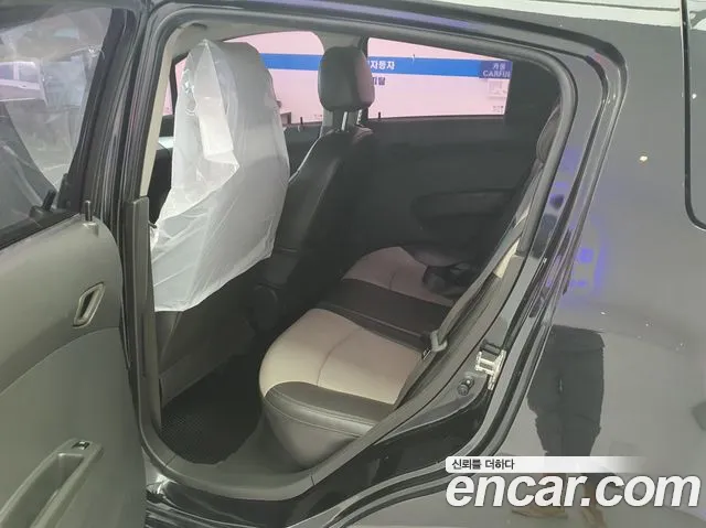 ChevroletGMDaewoo Spark 2011 thumb 8