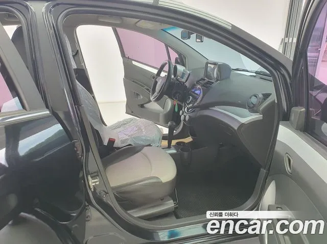 ChevroletGMDaewoo Spark 2011 thumb 9