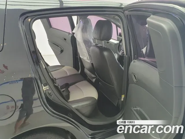 ChevroletGMDaewoo Spark 2011 thumb 10