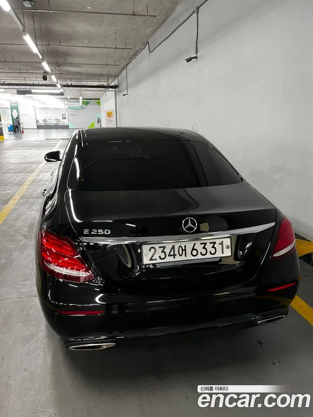 Mercedes-Benz E-Класс 2019 thumb 2