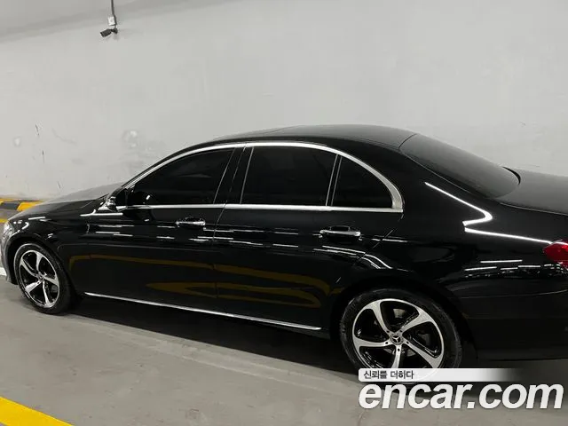 Mercedes-Benz E-Класс 2019 thumb 3