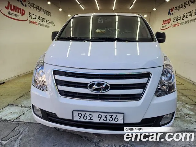 Hyundai Starex 2016 thumb 2