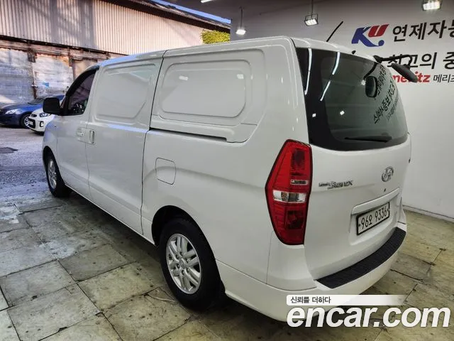 Hyundai Starex 2016 thumb 3
