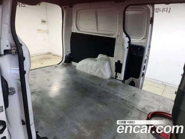 Hyundai Starex 2016 thumb 9