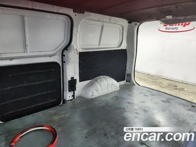 Hyundai Starex 2016 thumb 10