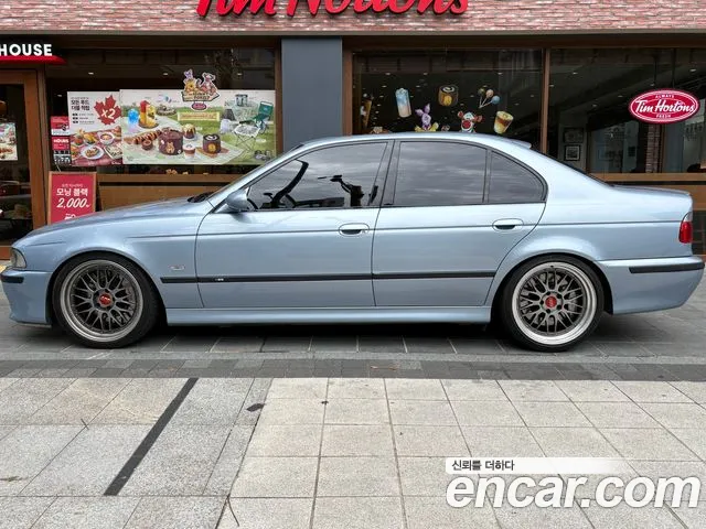 BMW M5 1999 thumb 3