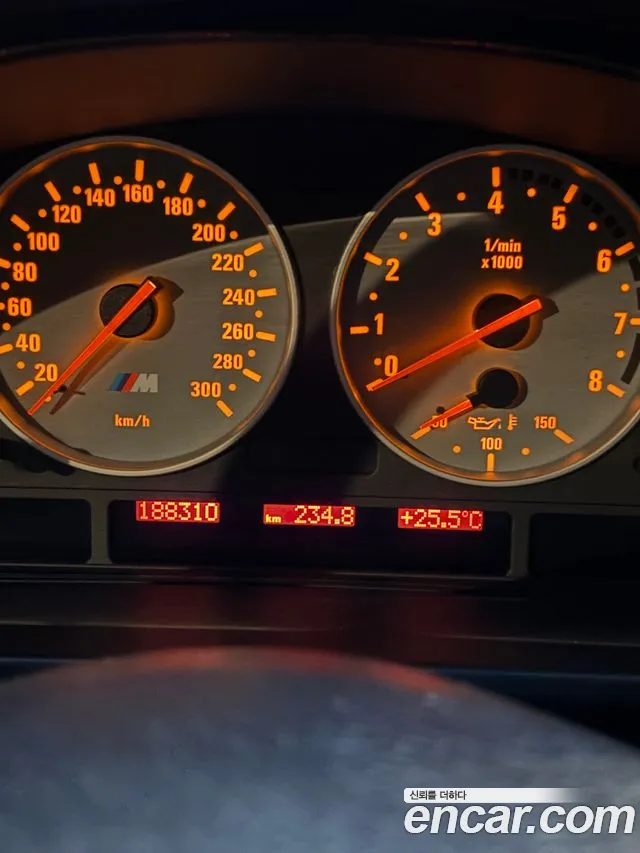 BMW M5 1999 thumb 8