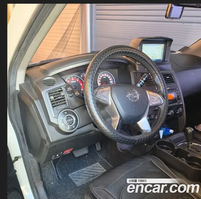KG_Mobility_Ssangyong KORANDO 2015 thumb 7