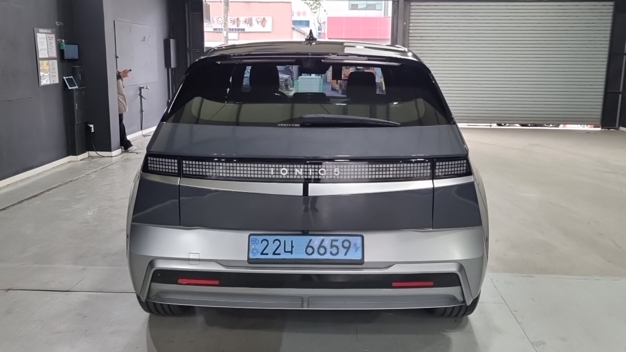 Hyundai IONIQ 5 2024 thumb 4