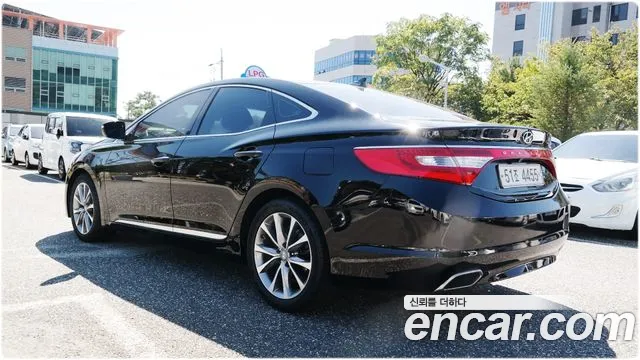 Hyundai Grandeur 2014 thumb 4
