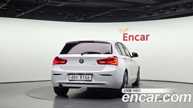 BMW 1-Series 2017 thumb 4