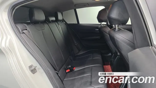 BMW 1-Series 2017 thumb 12
