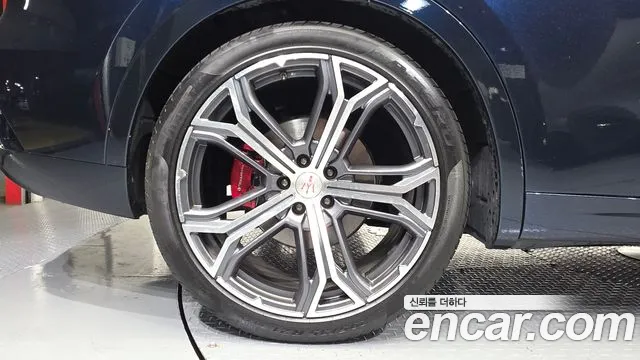 Maserati Levante 2020 thumb 5