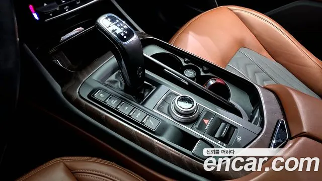 Maserati Levante 2020 thumb 9