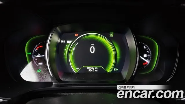 Renault-KoreaSamsung Koleos 2018 thumb 8