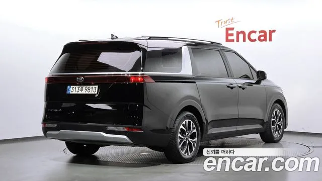 Kia Carnival 2021 thumb 2