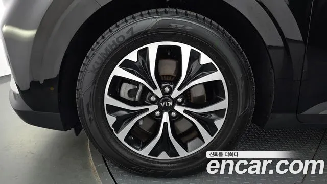 Kia Carnival 2021 thumb 5