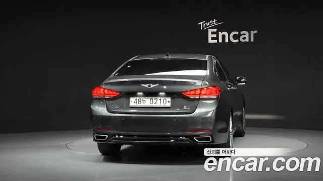 Genesis G80 2016 thumb 4