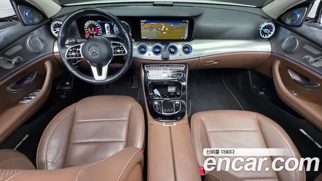 Mercedes-Benz E-Класс 2018 thumb 7