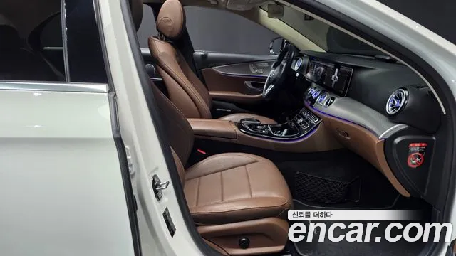 Mercedes-Benz E-Класс 2018 thumb 11