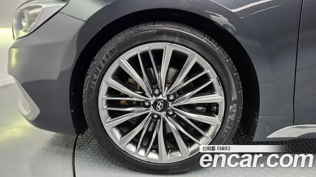 Hyundai Grandeur 2017 thumb 5