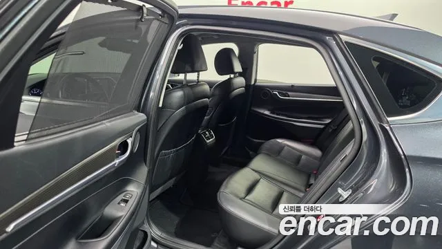 Hyundai Grandeur 2017 thumb 11