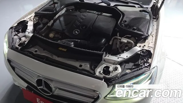 Mercedes-Benz E-Класс 2017 thumb 6