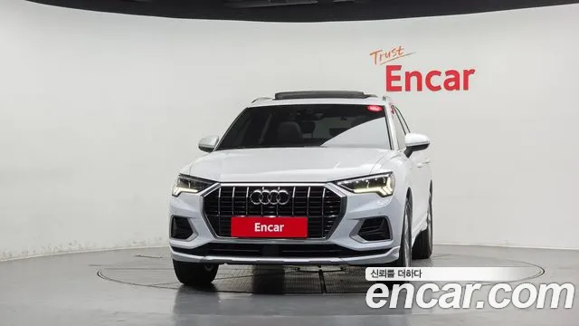 Audi Q3 2020 thumb 3