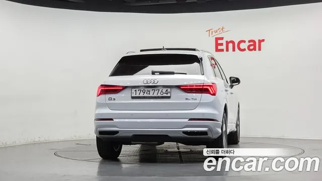 Audi Q3 2020 thumb 4